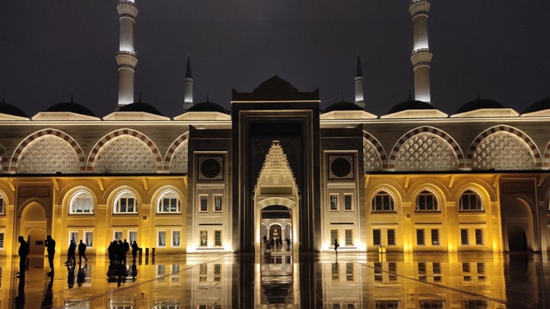 Mevlid Kandili'nde nasıl ibadet edilmelidir? Kandil gecesi yapılacak özel ibadetler var mıdır?