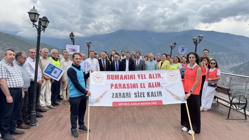 Artvin'de 'Dumansız Şehir' yürüyüşü