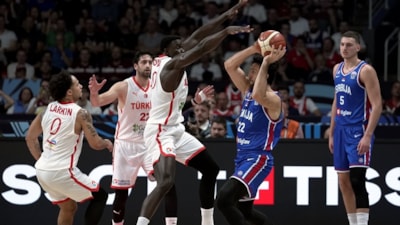 EuroBasket'te Sırbistan'ı deviren Milliler grupta 5'te 5 yaptı
