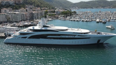 Fethiye'de lüks yat 450 bin litre yakıt ikmali yaptı