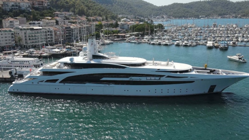 Fethiye'de lüks yat 450 bin litre yakıt ikmali yaptı