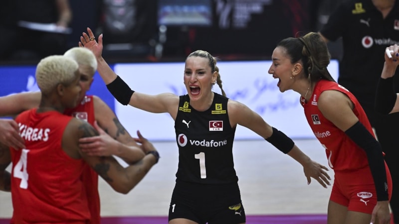 A Milli Kadın Voleybol Takımı, ABD'yi devirdi