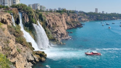 Antalya'da Düden Şelalesi'nden aşağı düştü: Cansız bedeni 15 kilometre uzaklıkta bulundu
