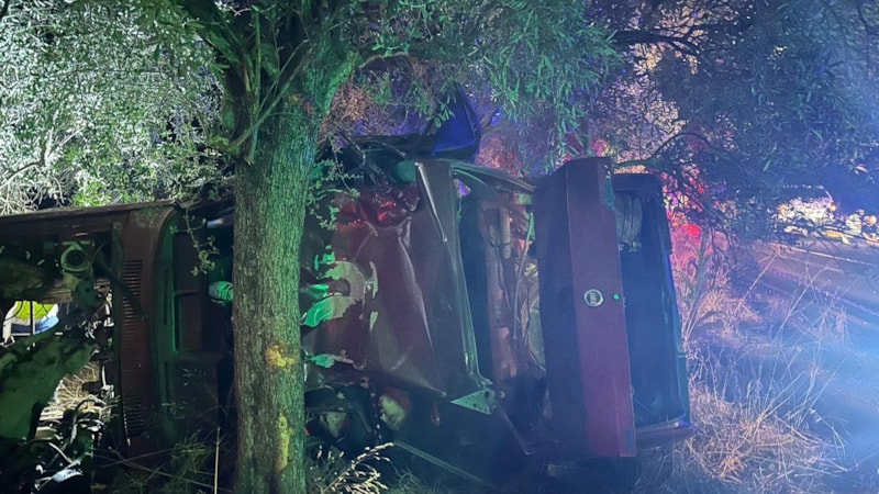 Muğla'da şarampole yuvarlanan araçta 2 kişi hayatını kaybetti