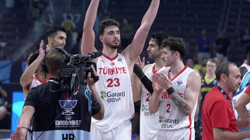 A Milli Basketbol Takımı, EuroBasket'te 16 yıl sonra çeyrek finalde