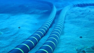 Microsoft, Kızıldeniz'de birden fazla fiber kablonun kesildiğini açıkladı