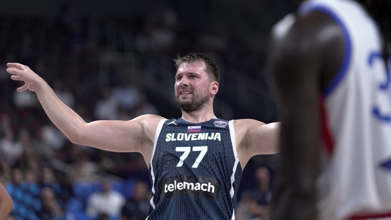 Slovenya, İtalya'yı saf dışı bıraktı