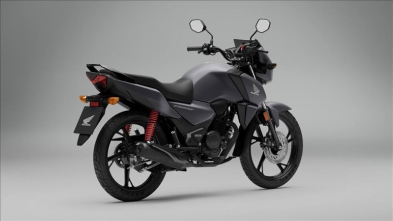Honda'nın yenilenen CB125F Naked modeli Türkiye'de satışa çıktı
