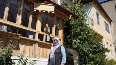 Bayburt’ta 44 yıldır kirada oturduğu evi 'saraya' çevirdi