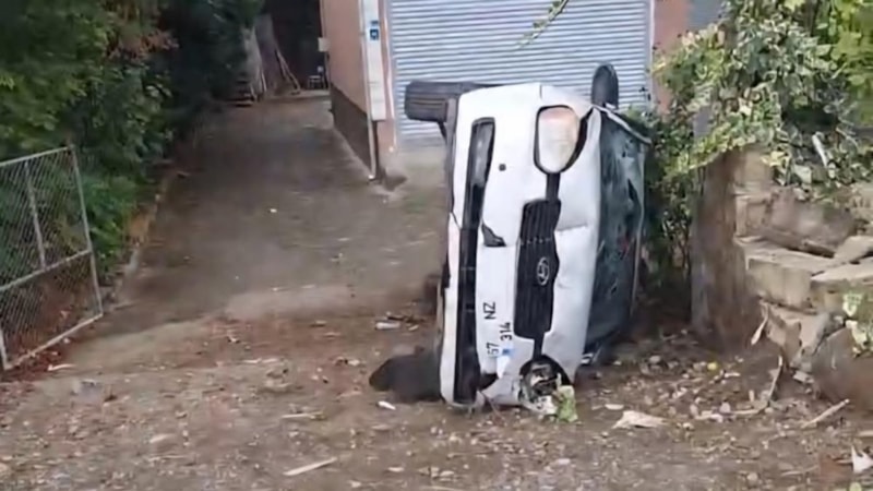 Zonguldak'ta kaza: Sürücünün burnu bile kanamadı