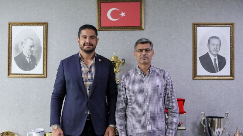 Yusuf Dikeç, Taha Akgül'ü ziyaret etti