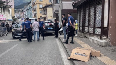 Bursa'da ihbara giden polis memurları pitbull ve sahibinin saldırısına uğradı