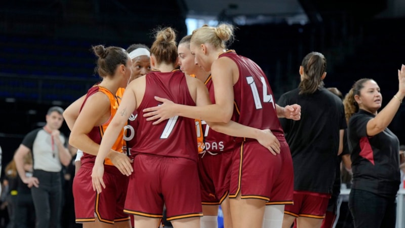 Galatasaray, hazırlık maçında Beşiktaş'ı yendi