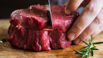 Kırmızı et tüketiminden saatler sonra ortaya çıkıyor: Alpha-gal sendromu