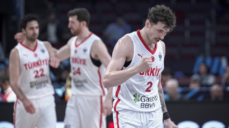 A Milli Basketbol Takımı, madalya hedefine adım adım yaklaşıyor