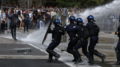 Fransa'daki protestolarda gözaltı sayısı 473'e çıktı