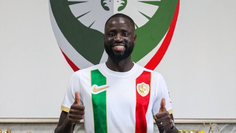 Amed Sportif Faaliyetler, Cheikhou Kouyate'yi transfer etti
