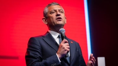 Özgür Özel: Mutlak butlan olursa altı gün sonra kurultayımız var