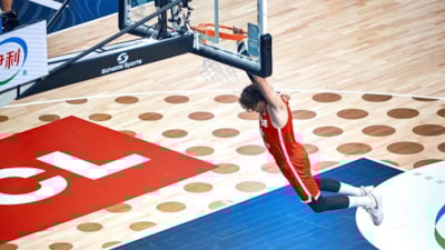 Cedi Osman ve Giannis Antetokounmpo'nun karesi gündem oldu