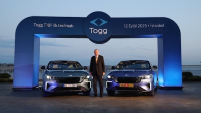 Cumhurbaşkanı Erdoğan'a TOGG’un yeni modeli T10F hediye edildi