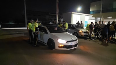 Bursa'da dur ihtarına uymadı: Aracı bırakıp başka araçla kaçtı