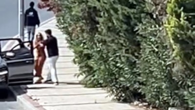 İstanbul'da bir kadın zorla araca bindirildi: O anlar cep telefonu kamerasında