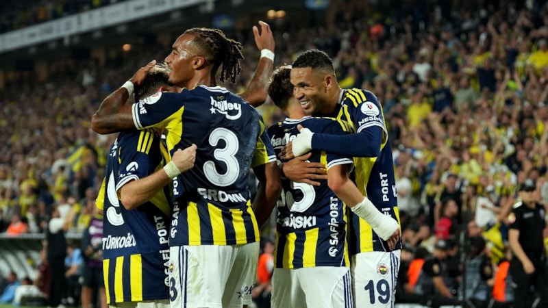 Fenerbahçe, Trabzonspor'u art arda 4. maçta yendi