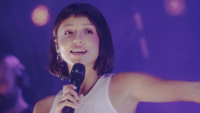 Zeynep Bastık imaj değişikliği yaptı! Yeni kareler paylaştı