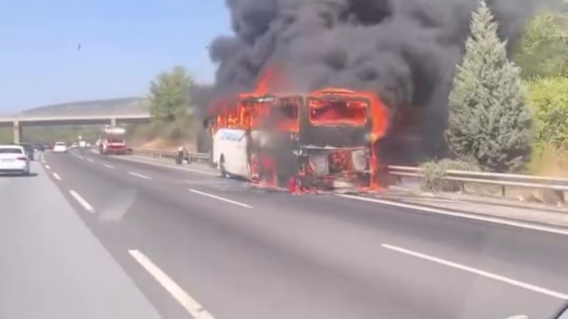Mersin'de yolcu otobüsünde yangın