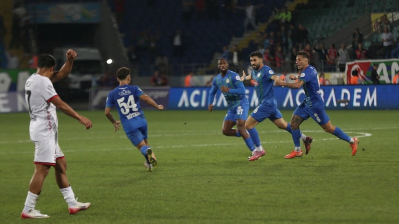 Rizespor, Gençlerbirliği'ni 90+3'te geçti