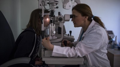 Teknoloji çağının sessiz tehlikesi: Göz kuruluğu