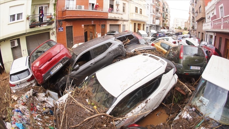 Hava olayları dünyayı zarara sokuyor