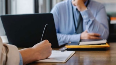 Yeni mezunlara iş bulmanın 5 etkili yolu