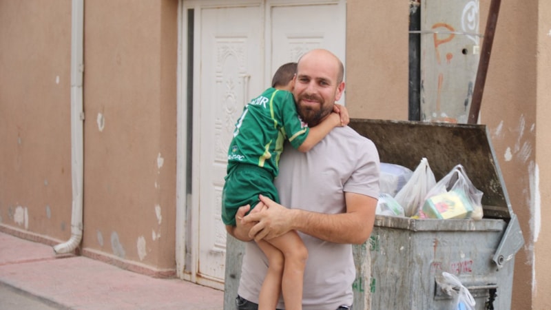 Eskişehir'de 6 yaşındaki çocuk, altın dolu kutuyu sokağa attı, bulan kadın kayıp