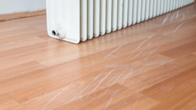 Her evde bulunuyor! O malzeme parkedeki çizikleri yok ediyor