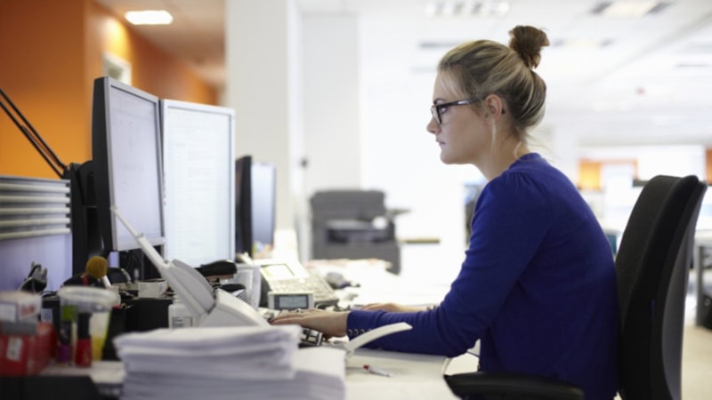 Kadın çalışanlara maddi destek: Aylık 10 bin TL ödeme yapılacak! İşte şartlar