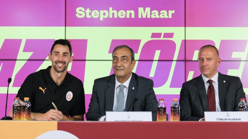 Galatasaray Erkek Voleybol Takımı'nın yeni transferleri için tören düzenlendi