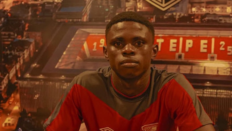 Göztepe 4 genç isimle sözleşme imzaladı