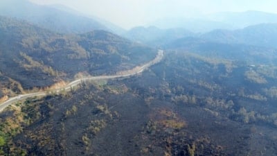 Muğla'da yangın felaketinin boyutu drone ile görüntülendi