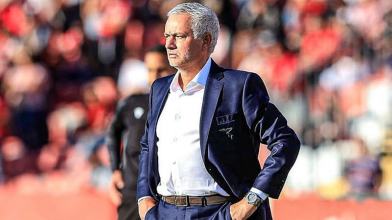 Mourinho, Portekiz'e galibiyetle döndü