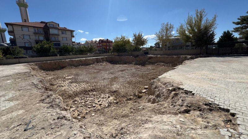 Konya'da doğalgaz borusunun patladığı apartman yıkıldı