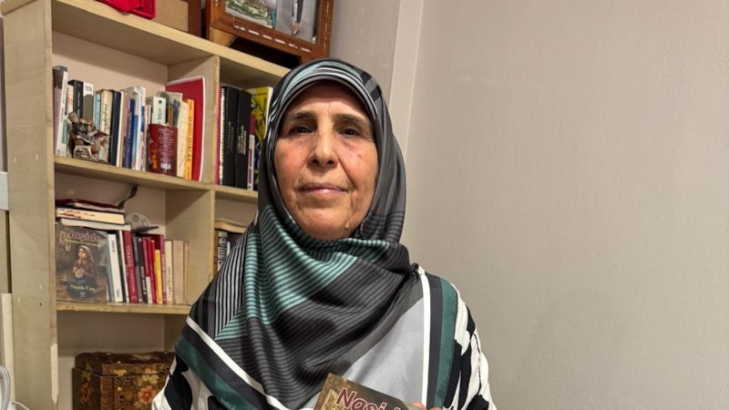 Diyarbakır'da 7 çocuk annesi 60 yaşında okuma yazma öğrendi, 71 yaşında kitap yazdı