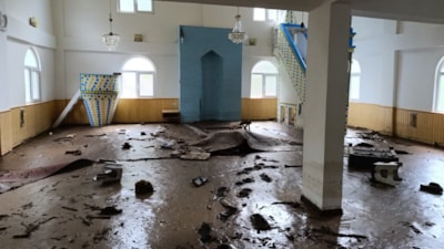 Artvin'deki sel sonrası Karşıköy Camii çamur içinde kaldı