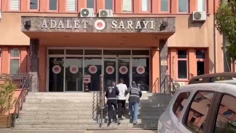 Karabük'te firari hükümlü gizli bölmede bulundu