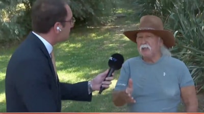 Ekol TV ekranlarında Şener Üşümezsoy ve muhabir arasında gerilim