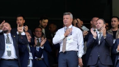 Beşiktaş, Sadettin Saran'ı tebrik etti