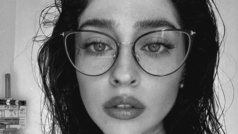 Blok3 ile aşk yaşıyor iddiası vardı! Cemre Baysel'in son pozlarına beğeni yağdı