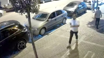 İstanbul'da ATM'ye kirayı yatırdı onay tuşuna basmadı, yoldan geçen parayı alıp gitti