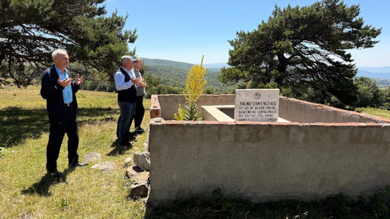 Tokat'ta asırlık manevi durak: Yalnız Çam Türbesi