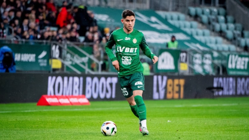 Burak İnce, Suudi Arabistan ekiplerinden Al-Okhdood'a transfer oldu